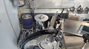 Кромкооблицовочный станок F600 с прифуговкой