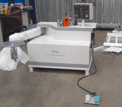 Кромкооблицовочный станок F12-3 для криволинейных деталей