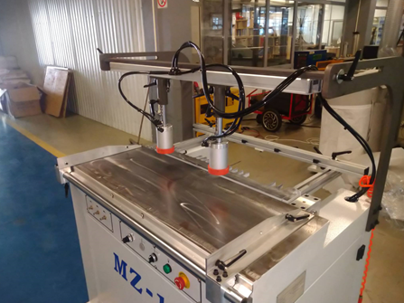 Сверлильно-присадочный станок MZ-1