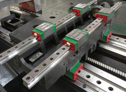 Токарный станок с ЧПУ по металлу CKE-6150 L