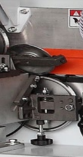 Кромкооблицовочный станок XR-1100J с прифуговкой