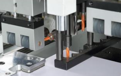 Сверлильно-присадочный станок с ЧПУ TD-612KJ