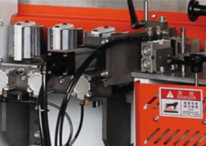 Кромкооблицовочный станок XR-1100J с прифуговкой