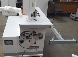 Кромкооблицовочный станок F12-3 для криволинейных деталей