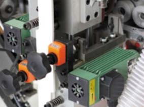 Кромкооблицовочный станок XR-1100J с прифуговкой