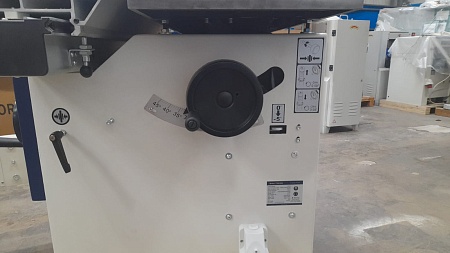 Фрезерный станок FSN300A с наклонным шпинделем и подвижной кареткой