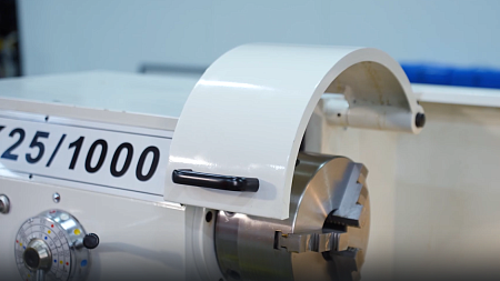 Токарно-винторезный станок GLY 16К25