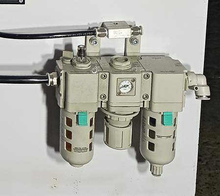 Кромкооблицовочный станок HH504JR с Прифуговкой и Раундом