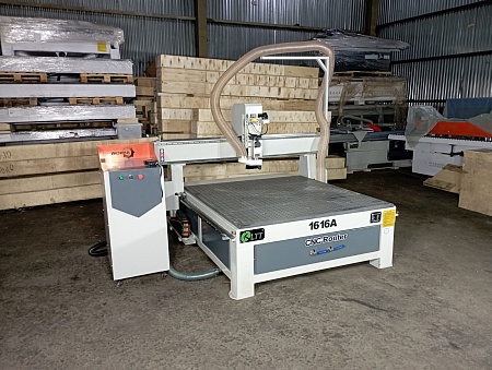Фрезерно-гравировальный станок с ЧПУ-1616A с вакуумным столом