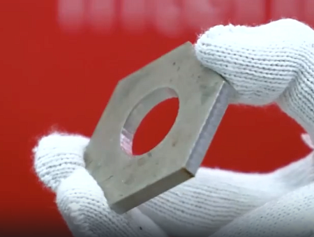 Лазерный станок для резки металла DXTECH-3000W-1530FL 