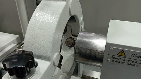 Токарно-винторезный станок GLY 16К25