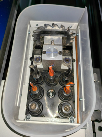 Сверлильно-присадочный центр с ЧПУ DM-612BD