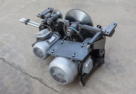 Форматно-раскроечный станок UA3200S с наклоном пилы