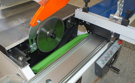 Форматно-раскроечный станок D45, D45A - 1600мм