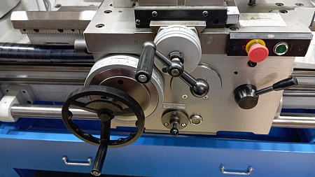 Токарно-винторезный станок GLY 16К25