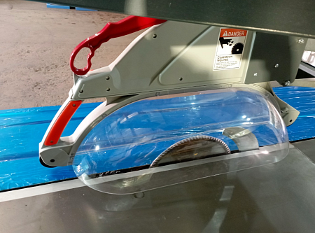 Форматно-раскроечный станок W9DS c ЧПУ - 3200мм. Упор с электроприводом ,  электроподъёмом пильного узла с электронной индикацией наклона