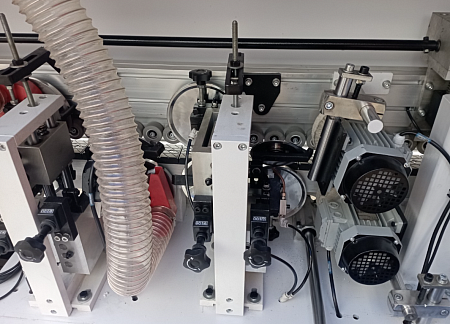 Кромкооблицовочный станок MF363J с прифуговкой