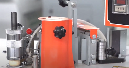 Кромкооблицовочный станок F12-3 для криволинейных деталей