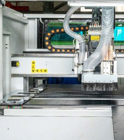 Сверлильно-присадочный центр с ЧПУ DM-612BD