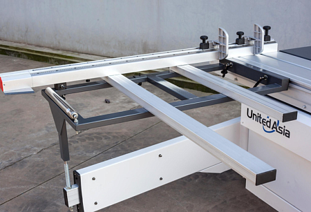 Форматно-раскроечный станок UA3200S с наклоном пилы