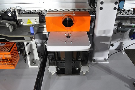 Кромкооблицовочный станок HH504JR с Прифуговкой и Раундом