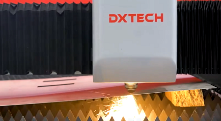 Лазерный станок для резки металла DXTECH-3000W-1530FL 