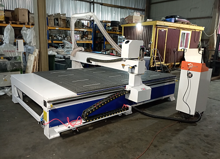 Фрезерно-гравировальный станок с ЧПУ 2130 ASDH Полуавтомат cервогибрид