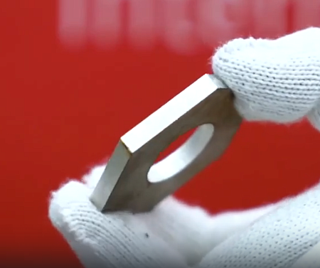 Лазерный станок для резки металла DXTECH-3000W-1530FL 