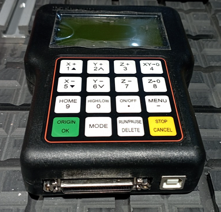 Фрезерно-гравировальный станок с ЧПУ 2140AH с сервогибридным двигателем