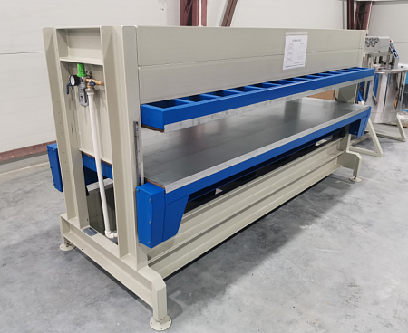 Холодный пневматический пресс Korst PP-2010 для склеивания и облицовки заготовок