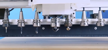 Фрезерно-гравировальный станок с ЧПУ нестинг ELECNC-2030ATC