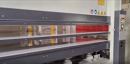 Горячий гидравлический пресс HP 48-120T 1 пролетный - 120 тонн - 3000 х 1300