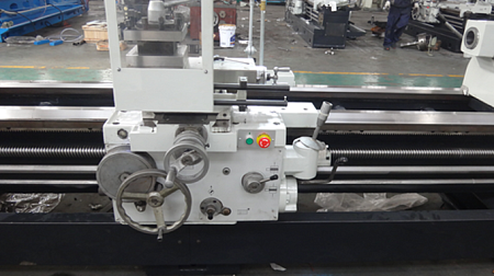 Токарно-винторезный станок CW6263E - 3000 мм